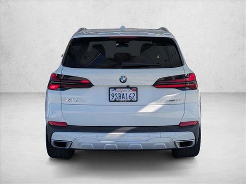 Certified 2024 BMW X5 xDrive40i w/ Premium Package image 6