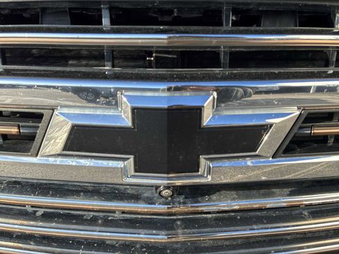 Certified 2022 Chevrolet Silverado 1500 High Country w/ Technology Package image 32