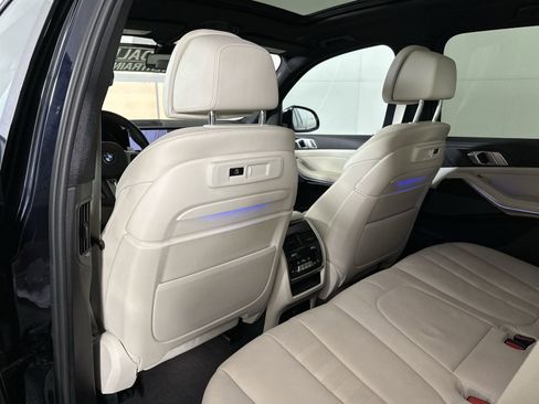 Used 2020 BMW X5 M50i w/ Premium Package image 24