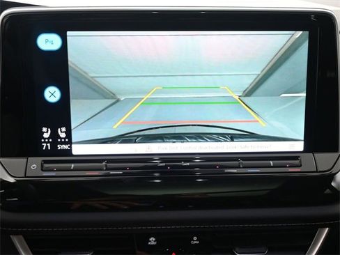 New 2026 Volkswagen Atlas SE image 32