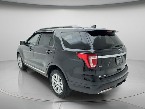 Used 2019 Ford Explorer XLT w/ Class III Trailer Tow Package AWD/4WD image 7