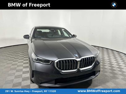 New 2026 BMW 530i xDrive w/ Premium Package