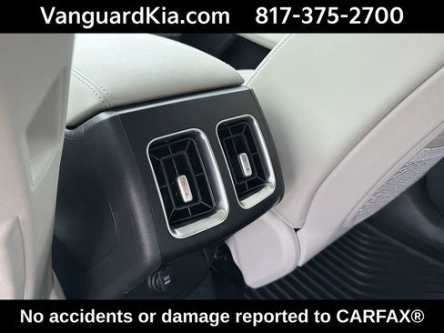Certified 2026 Kia Sorento S w/ S Panoramic Sunroof Package FWD image 25