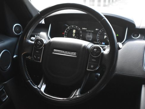 Used 2017 Land Rover Range Rover Sport SVR image 7