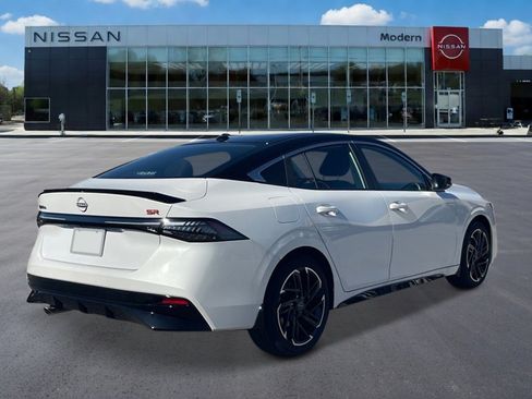 New 2026 Nissan Sentra SR w/ SR All Weather Package FWD image 5