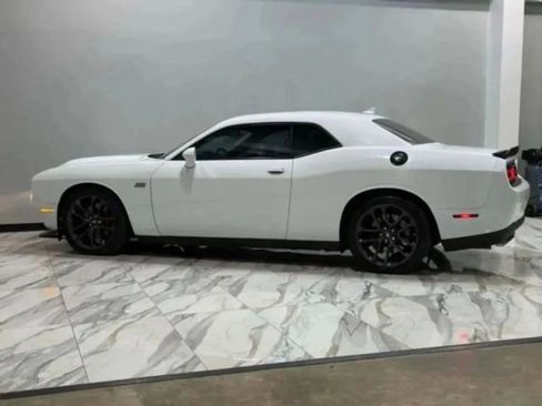 Used 2020 Dodge Challenger R/T Scat Pack image 10