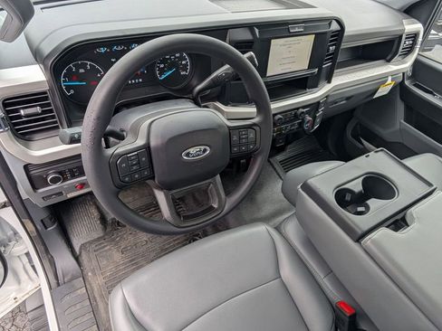 New 2025 Ford F550 4x4 Regular Cab Super Duty image 22