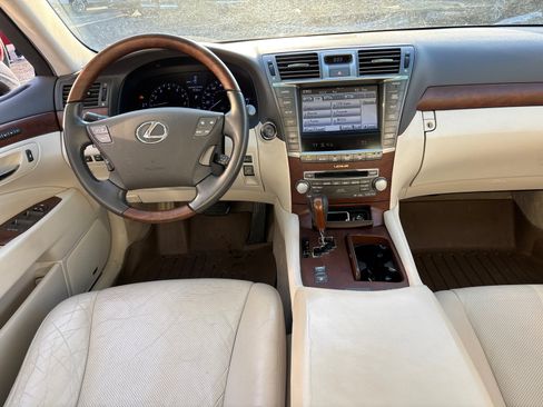Used 2012 Lexus LS 460 AWD image 30