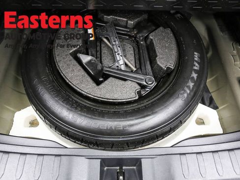 Used 2022 Toyota RAV4 LE image 22