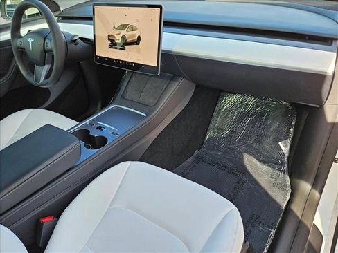 Used 2023 Tesla Model Y Performance image 20