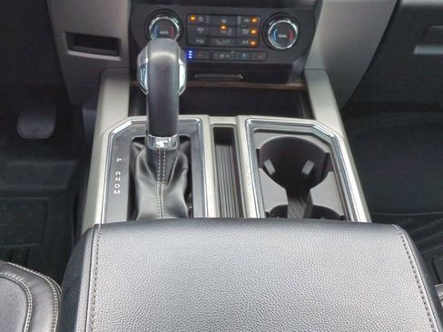 Used 2019 Ford F150 Lariat RWD image 19
