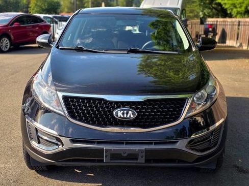 Used 2011 Kia Sportage LX FWD image 2