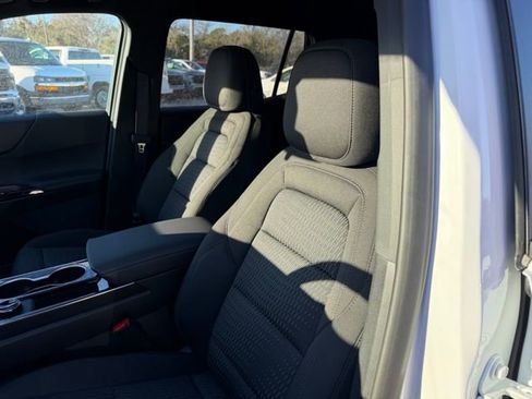 New 2026 Chevrolet Equinox LT image 19