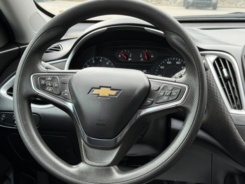 Used 2024 Chevrolet Malibu LS image 14