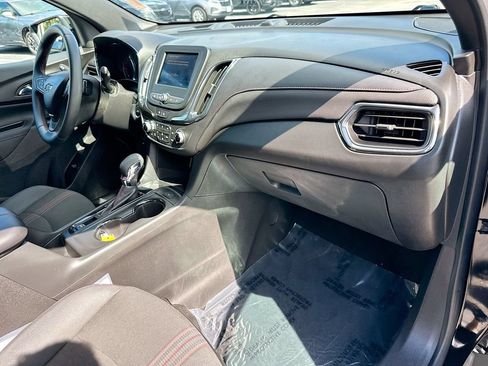 Used 2023 Chevrolet Equinox RS FWD image 27
