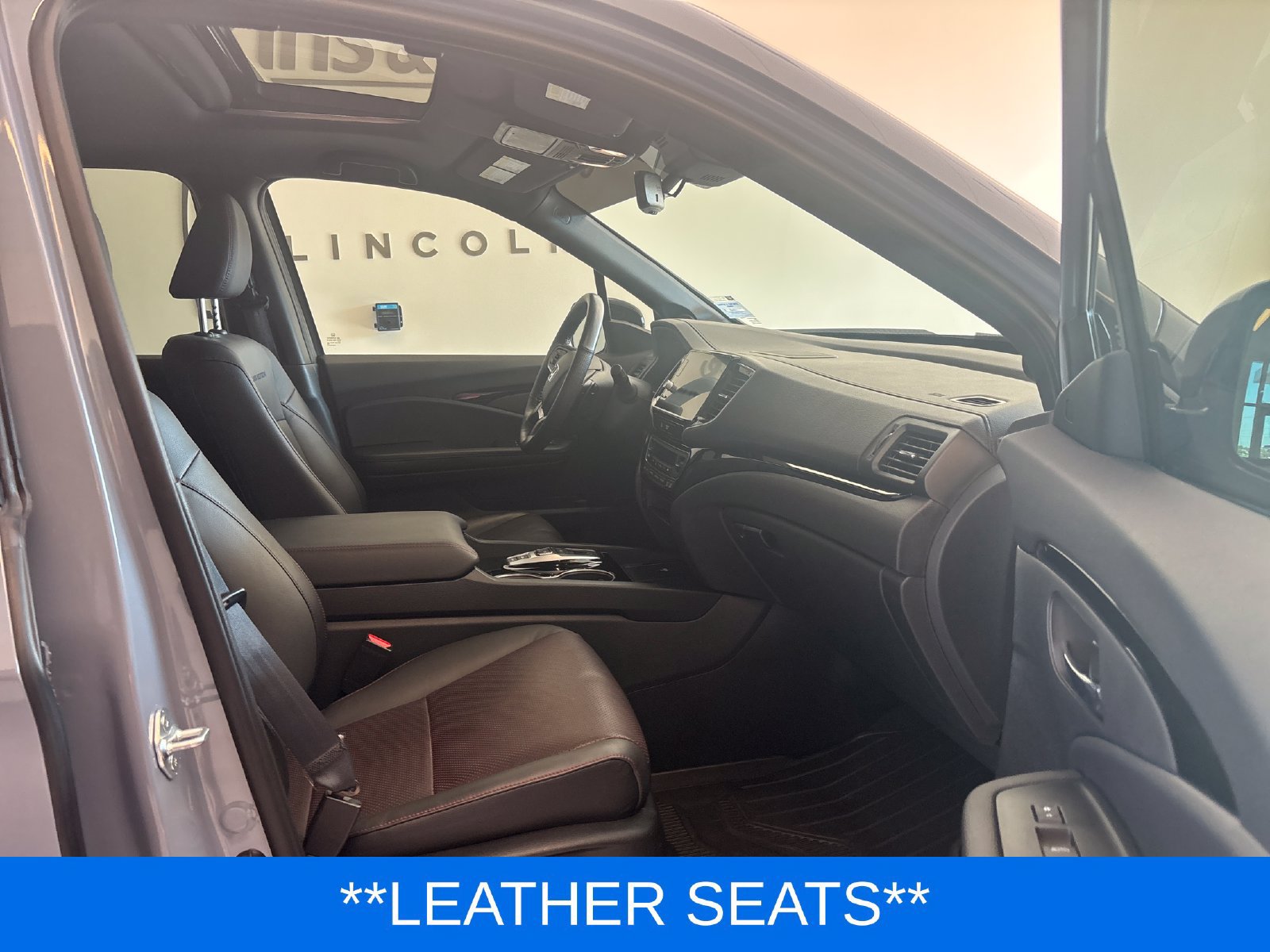 Certified 2025 Honda Ridgeline Black Edition image 9