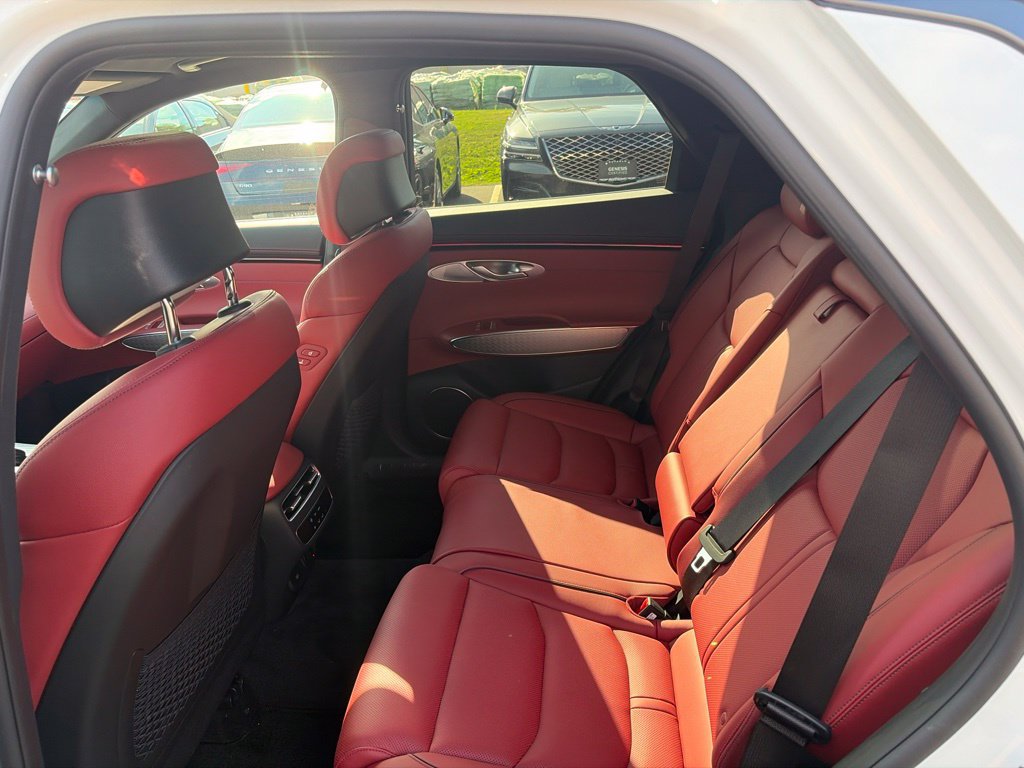 Certified 2026 Genesis GV70 2.5T Sport Prestige AWD/4WD image 19