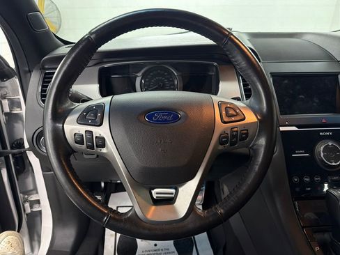 Certified 2019 Ford Taurus SHO image 16