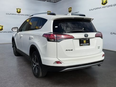 Used 2017 Toyota RAV4 XLE w/ Carpet Mat Package AWD/4WD image 3
