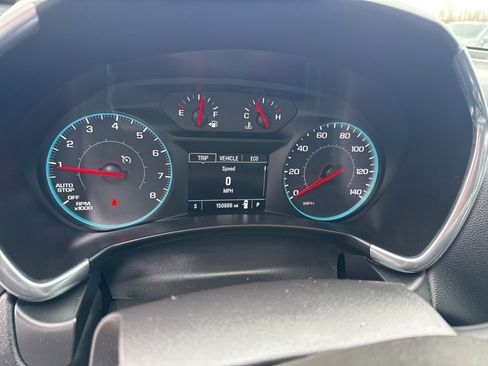 Used 2018 Chevrolet Equinox LT image 20