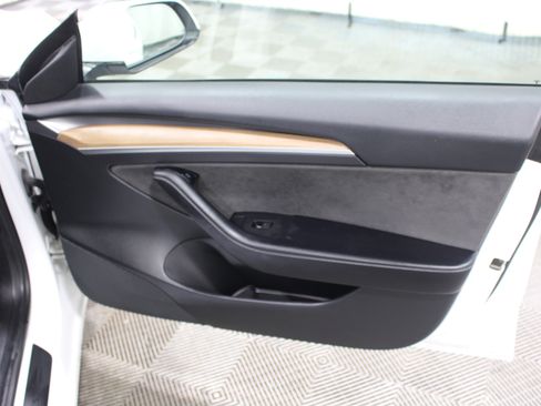 Used 2021 Tesla Model 3 Long Range AWD/4WD image 23
