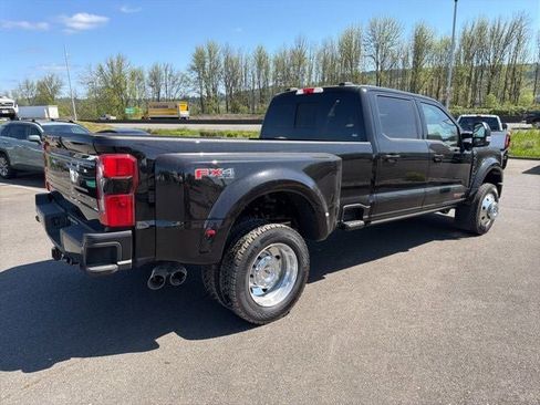 Used 2026 Ford F450 Platinum w/ FX4 Off-Road Package AWD/4WD image 5