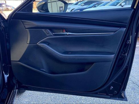 Used 2019 MAZDA MAZDA3 AWD Hatchback image 22