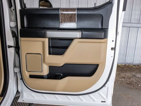 Used 2019 Ford F250 Lariat w/ Lariat Ultimate Package AWD/4WD image 48