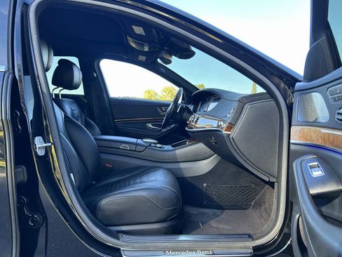 Used 2015 Mercedes-Benz S 550 4MATIC Sedan image 27
