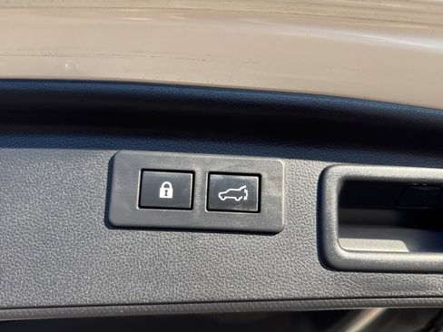 Certified 2024 Subaru Forester Premium image 21