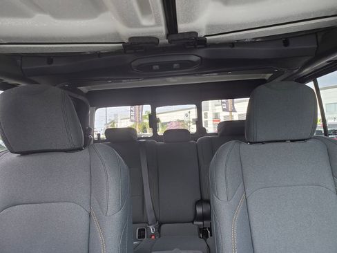 New 2026 Jeep Gladiator Sport image 26