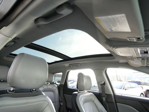 Used 2020 Lincoln Corsair FWD image 30