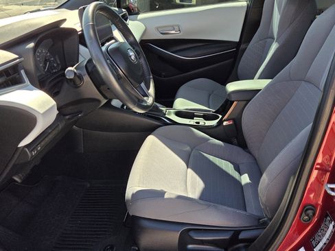 Certified 2023 Toyota Corolla SE image 4