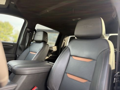 Used 2023 GMC Sierra 1500 AT4 image 18