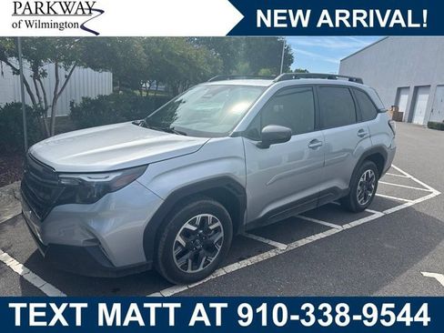Used 2026 Subaru Forester Premium AWD/4WD image 1