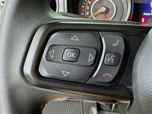 Used 2024 Jeep Wrangler Sport S image 21