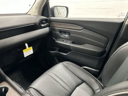 New 2026 Honda Pilot Elite image 13