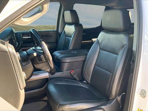 Used 2020 Chevrolet Silverado 1500 LT Trail Boss image 14