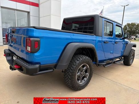 Used 2023 Jeep Gladiator Rubicon w/ Cold Weather Group AWD/4WD image 5