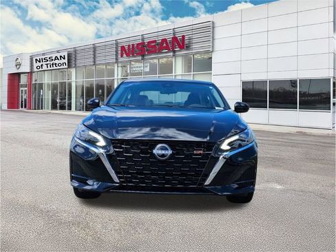 New 2025 Nissan Altima 2.5 SR w/ SR Premium Package image 2