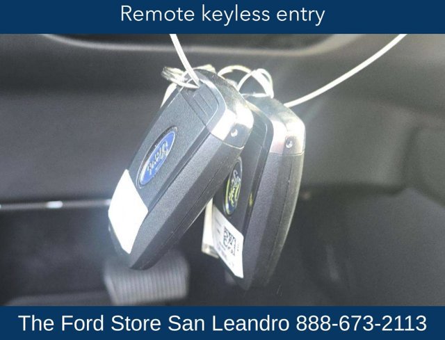 Used 2026 Ford Maverick Lobo AWD/4WD image 24