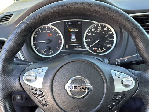 Used 2018 Nissan Sentra S FWD image 9