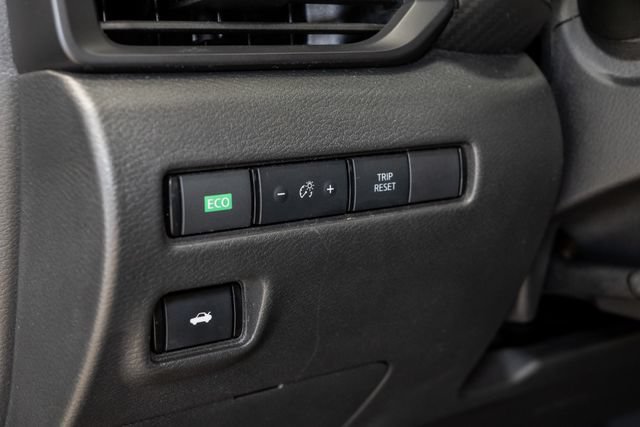 Used 2024 Nissan Sentra S FWD image 9