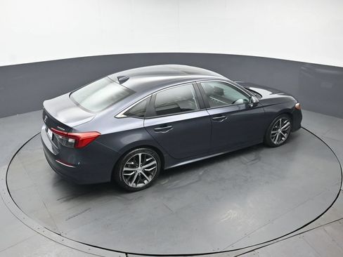 Used 2023 Honda Civic Touring image 38