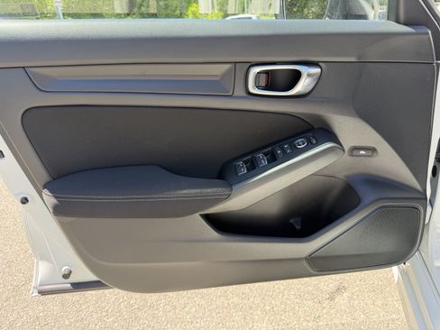 Used 2025 Honda Civic Sport image 12