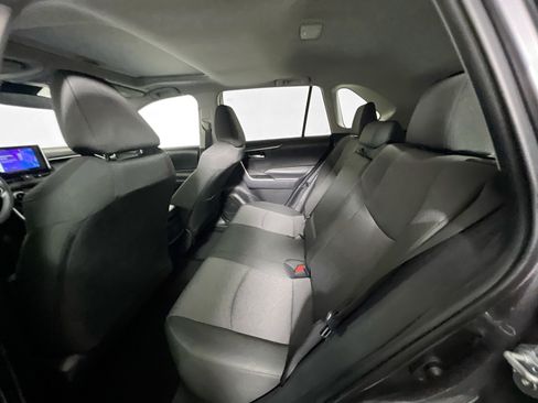Used 2025 Toyota RAV4 XLE w/ Convenience Package FWD image 28