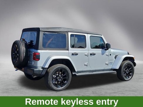 Used 2022 Jeep Wrangler Unlimited Sahara w/ Cold Weather Group image 7