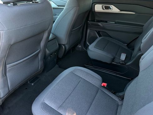 New 2026 Ford Explorer Active image 9