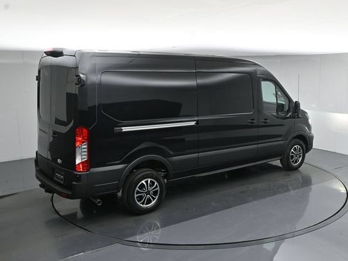 New 2026 Ford Transit 250 148 Medium Roof w/ Exterior Upgrade Package RWD image 39