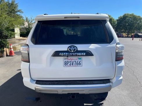 Certified 2020 Toyota 4Runner TRD Off-Road Premium w/ Moonroof Package AWD/4WD image 5